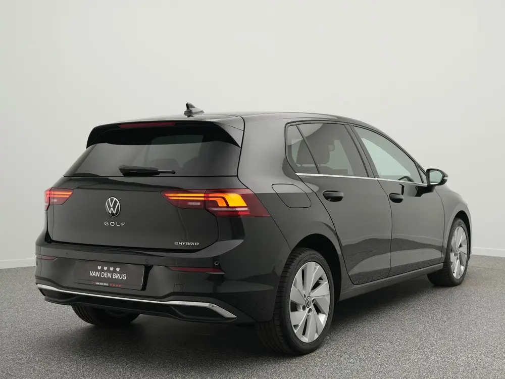 Volkswagen Golf 1.5 eHybrid Style Edition 204pk | Ergo-stoel uit 2025, foto 2