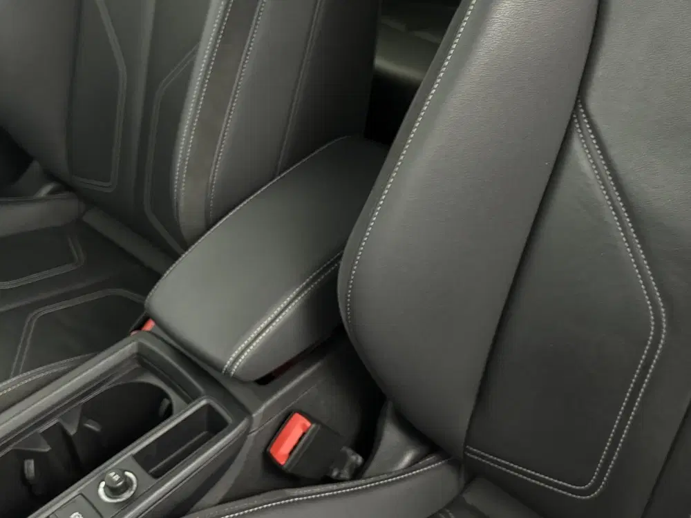 Audi Q3 45 TFSI e S Edition uit 2022, foto 10