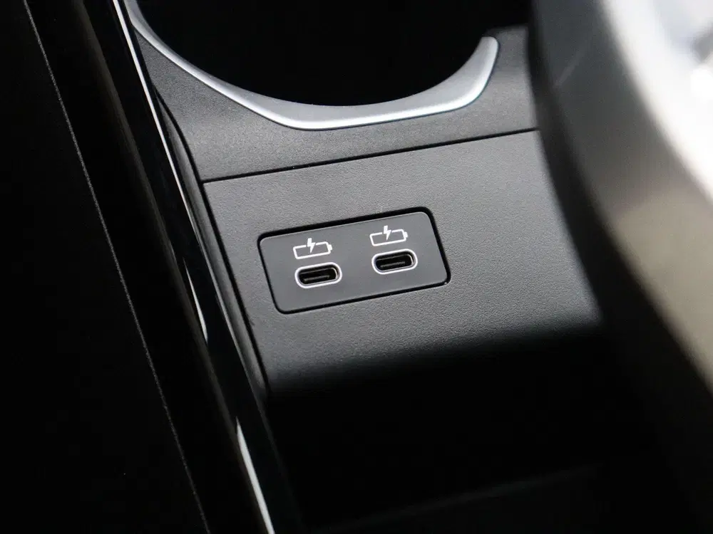 BMW iX1 xDrive30 Launch Edition uit 2025, foto 19