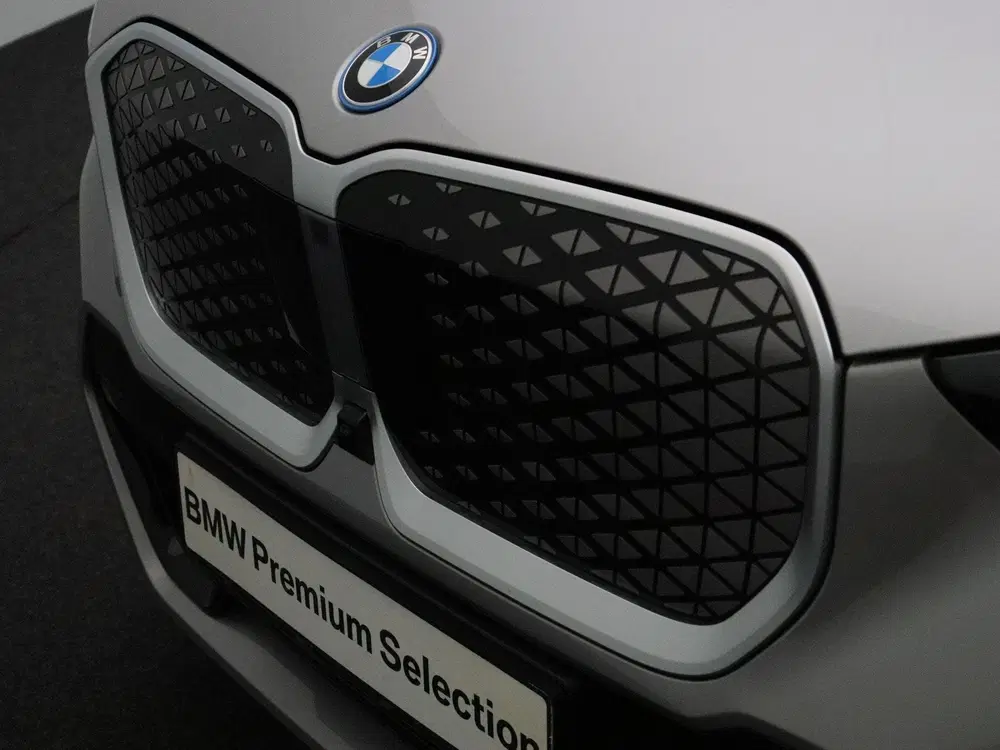 BMW iX1 xDrive30 Launch Edition uit 2025, foto 6