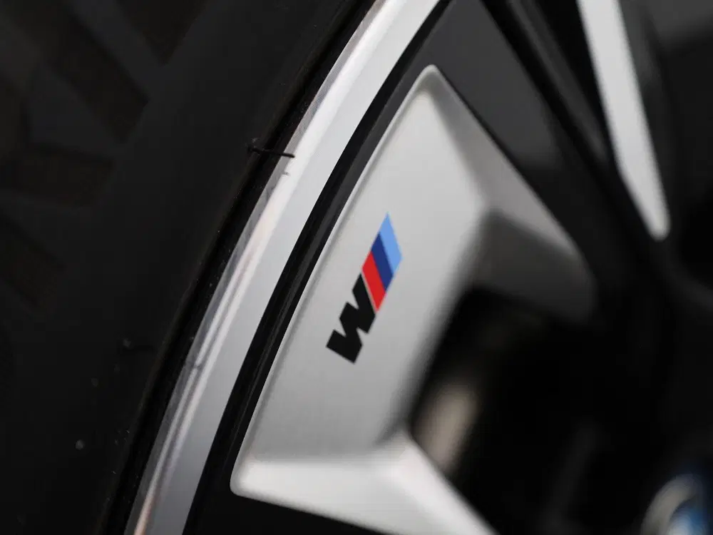 BMW iX3 High Executive 80 kWh uit 2024, foto 16