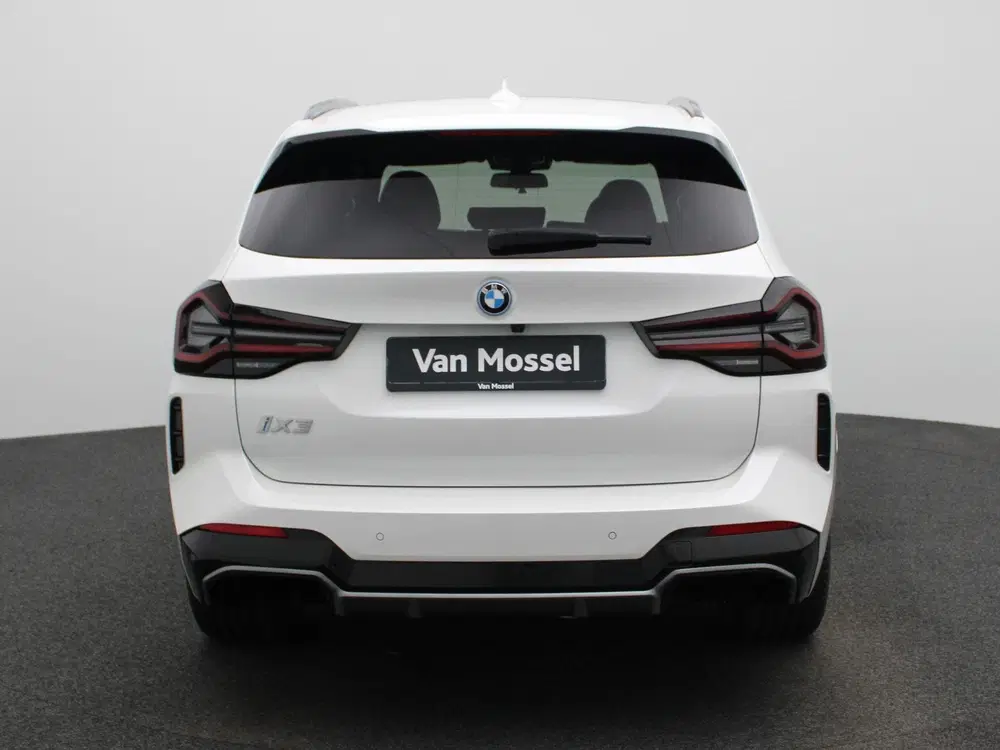 BMW iX3 High Executive 80 kWh uit 2024, foto 5