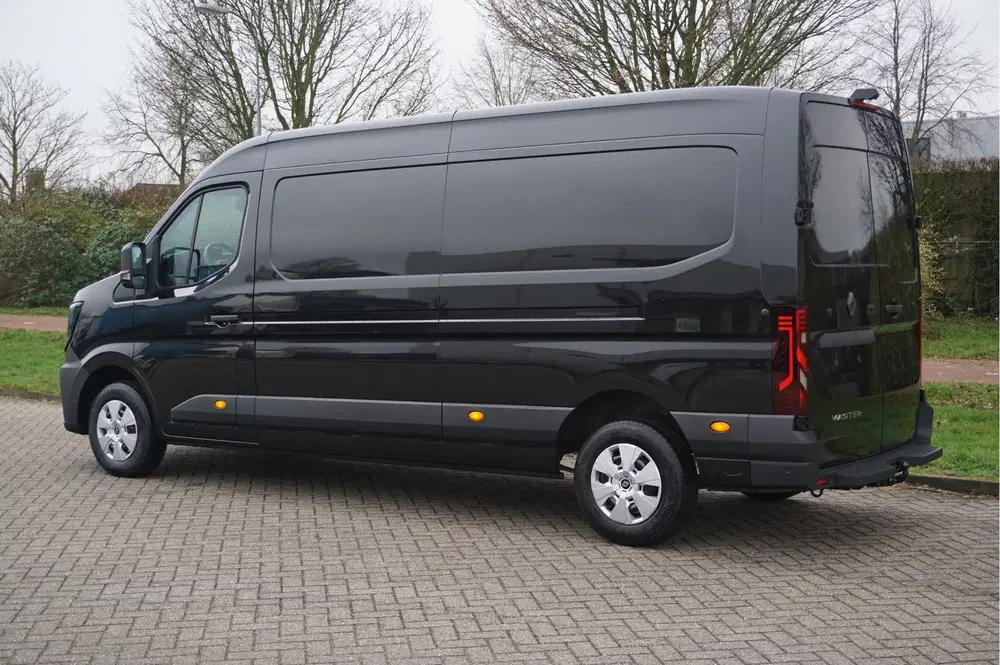 Renault Master T35 L3H2 Extra Long range 87 kWh AUT A uit 2026, foto 3