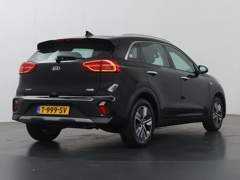 Kia Niro 1.6 GDi Hybrid DynamicPlusLine uit 2021, foto 2