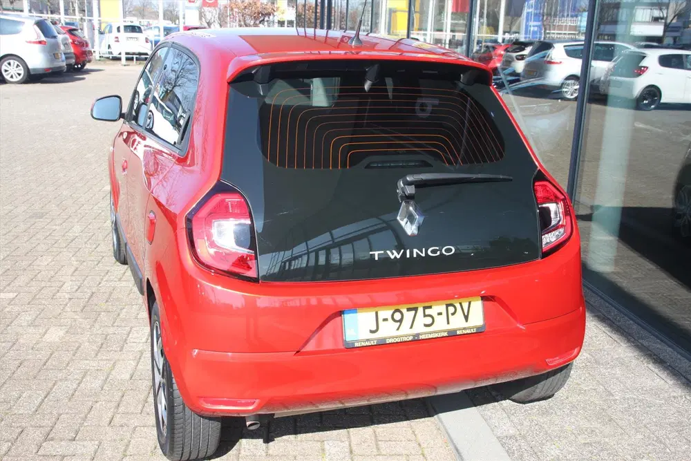 Renault Twingo 75PK-COLLECTION-33DKM-AIRCO-CRUISE-BLUETOO uit 2020, foto 13