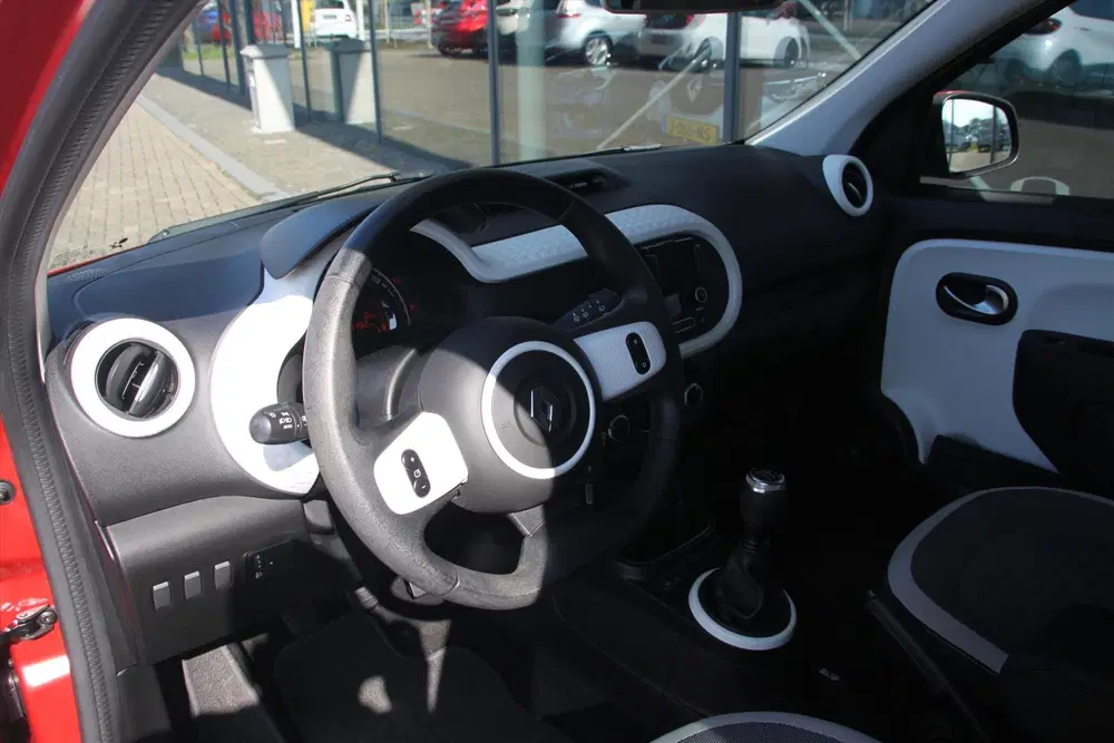Renault Twingo 75PK-COLLECTION-33DKM-AIRCO-CRUISE-BLUETOO uit 2020, foto 7