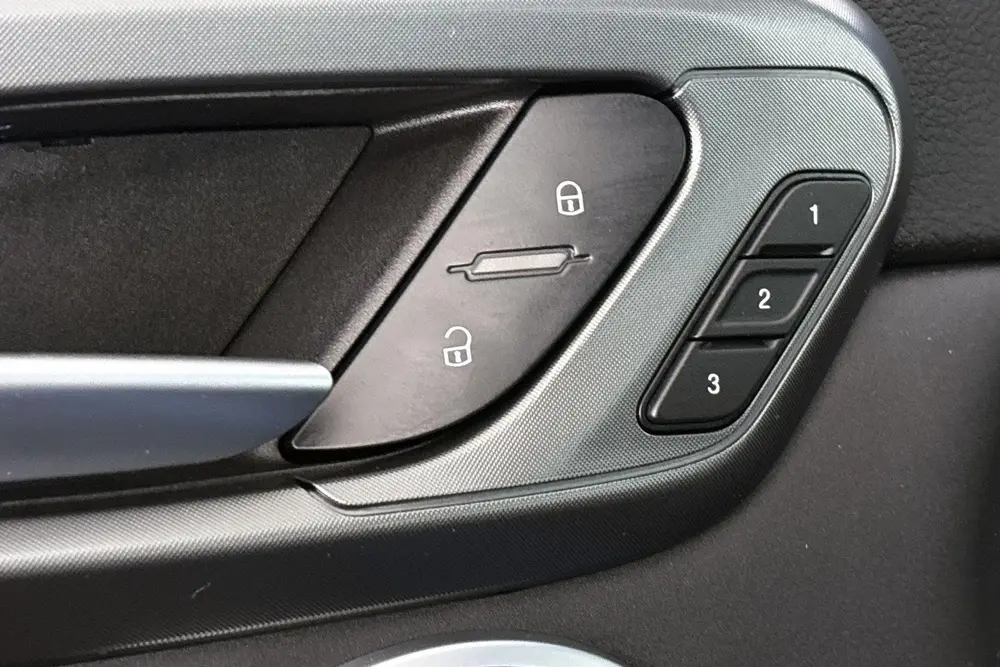 Alfa Romeo Tonale 1.3T PHEV Veloce Leder Stoelventilatie Sto uit 2025, foto 19