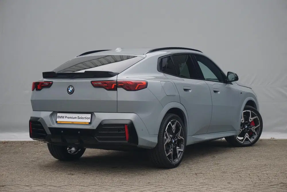 BMW iX2 eDrive20 uit 2026, foto 2