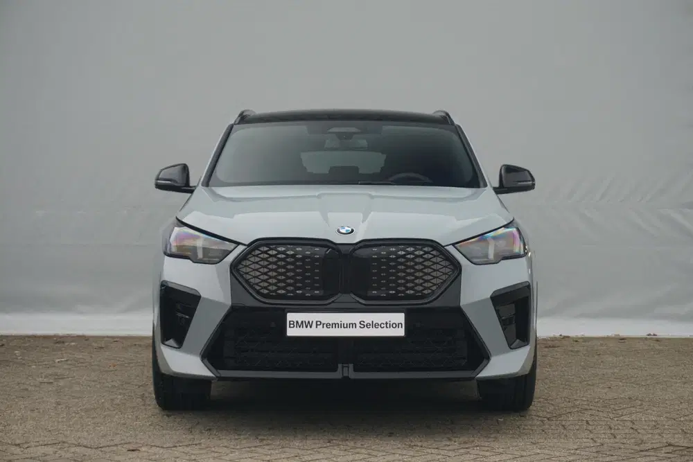 BMW iX2 eDrive20 uit 2026, foto 3