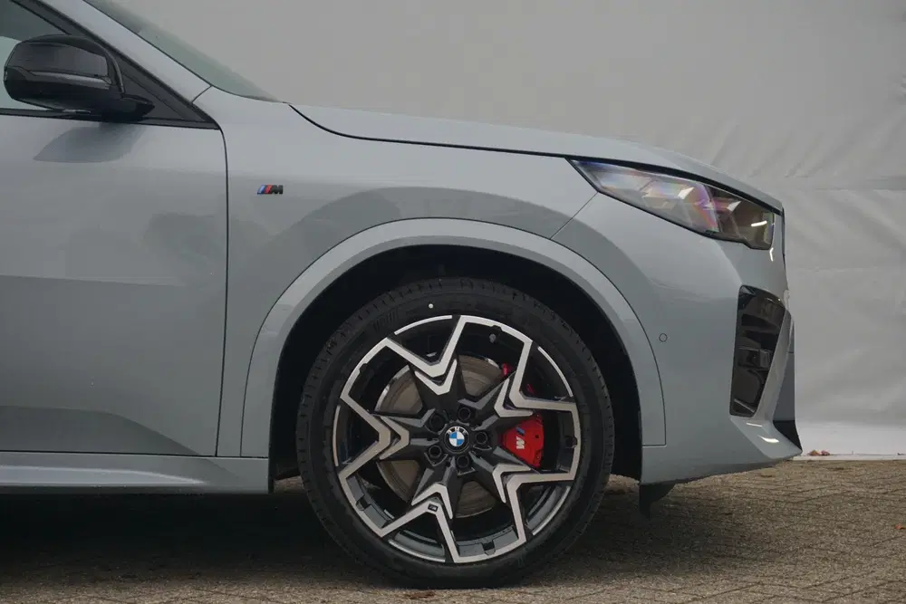 BMW iX2 eDrive20 uit 2026, foto 6