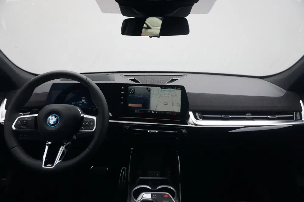BMW iX2 eDrive20 uit 2026, foto 7