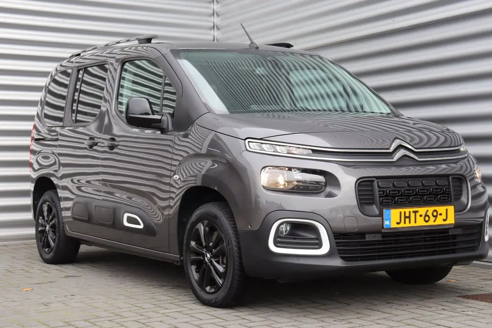 Citroën Berlingo Citroen Berlingo 1.2 PURETECH 130PK SHINE uit 2023, foto 4