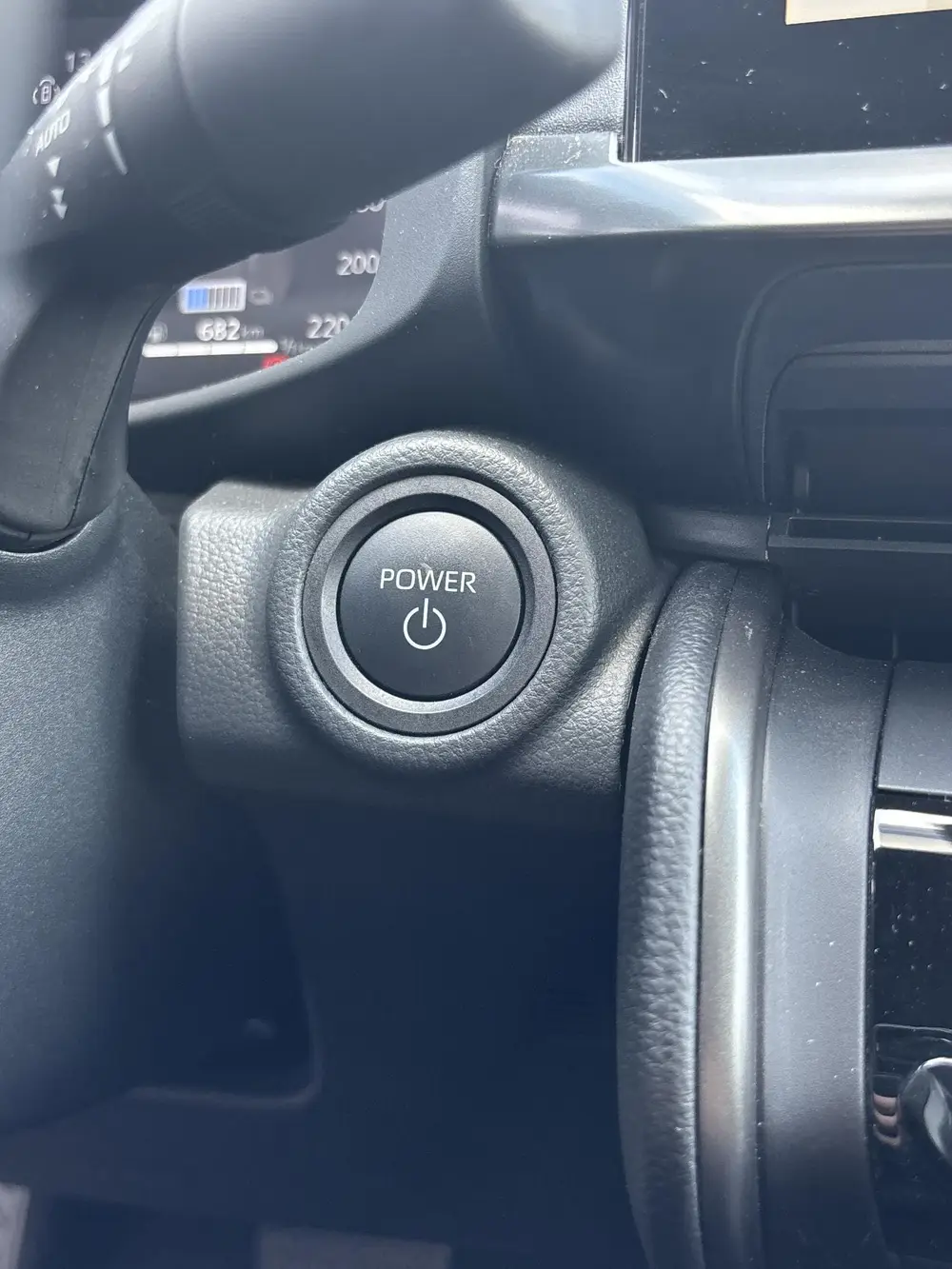 Toyota C-Hr 1.8 Hybrid 140 First Edition uit 2024, foto 10