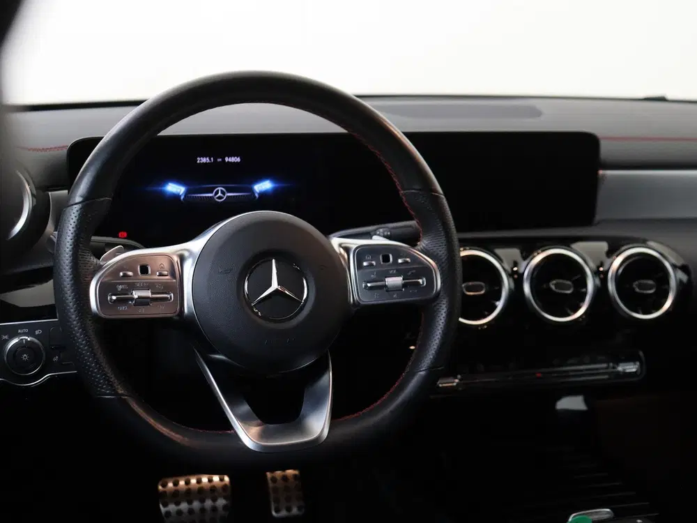 Mercedes-Benz CLA 180 Business Solution AMG uit 2019, foto 10