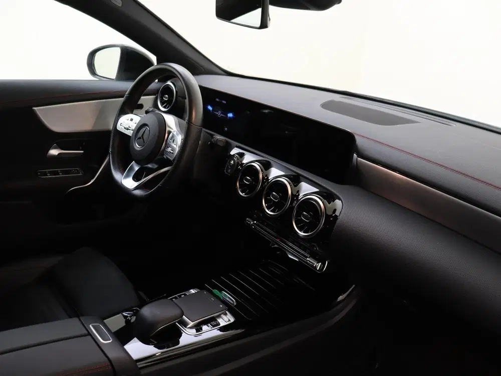 Mercedes-Benz CLA 180 Business Solution AMG uit 2019, foto 5