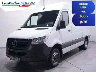 Mercedes-Benz Sprinter 514 CDI 143 pk L2H2 Navi uit 2021