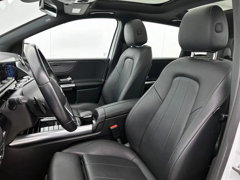 Mercedes-Benz B-Klasse 180 Premium Plus uit 2022, foto 18