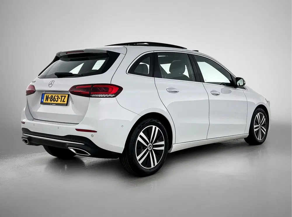 Mercedes-Benz B-Klasse 180 Premium Plus uit 2022, foto 2