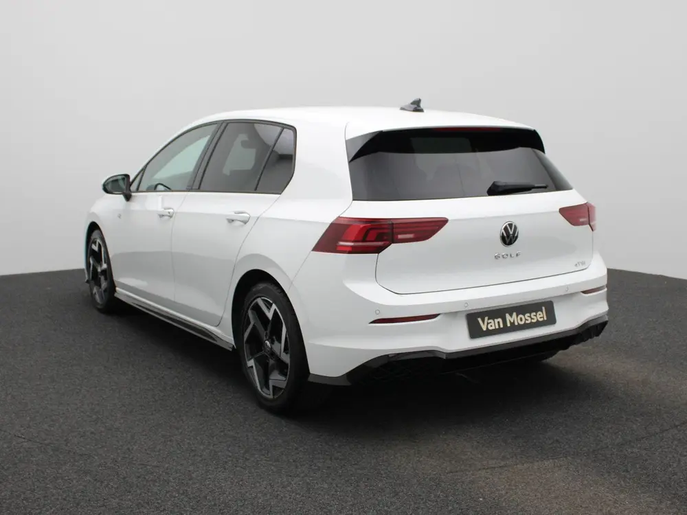 Volkswagen Golf 1.5 eTSI R-Line Edition | 150 PK | Automaat uit 2025, foto 2