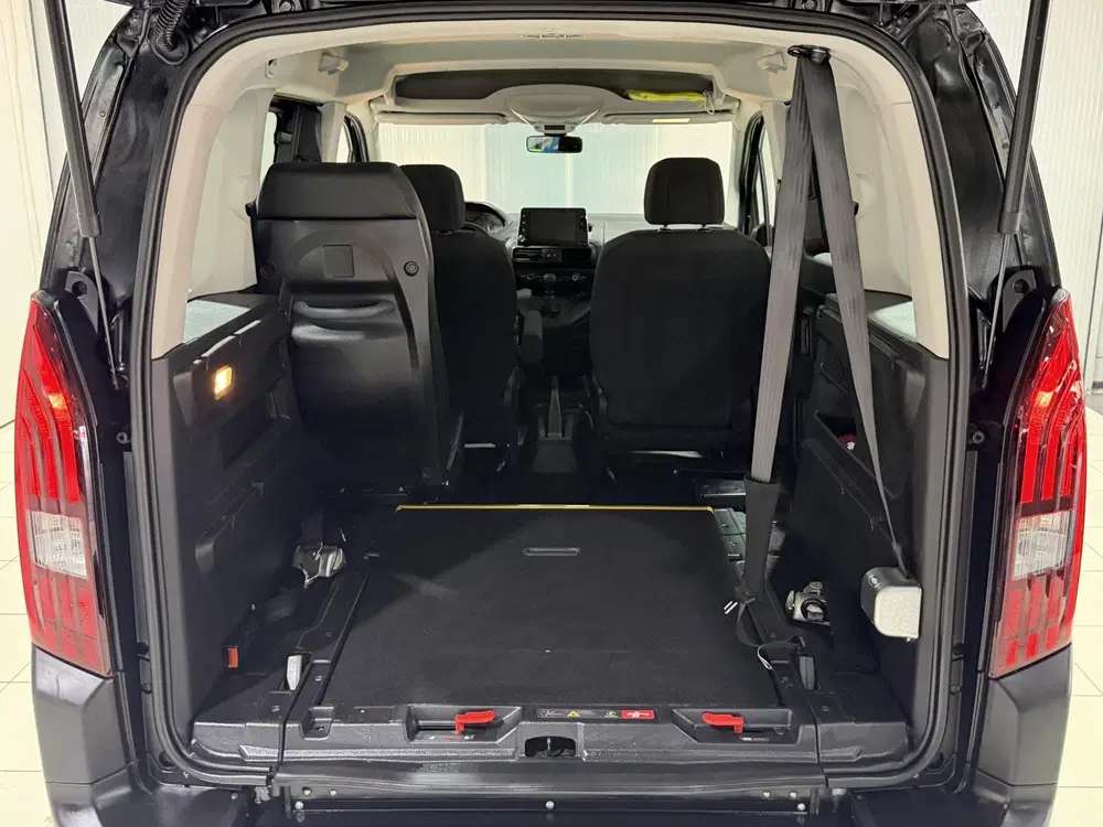 Peugeot Rifter 1.2 Puretech Active Pack Rolstoel uitvoeri uit 2023, foto 20