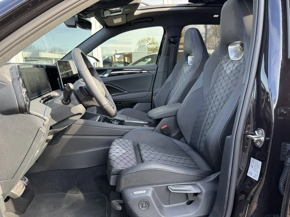 Volkswagen Tiguan 1.5 eTSI R-Line Edition | 360 camera | M uit 2024, foto 14