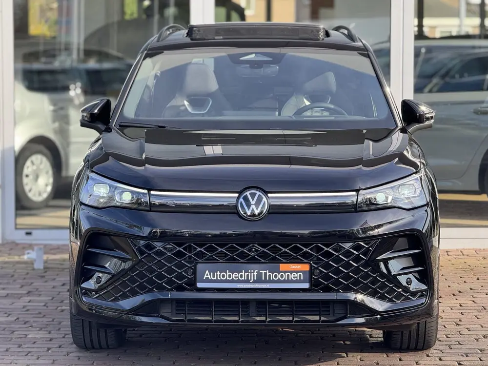 Volkswagen Tiguan 1.5 eTSI R-Line Edition | 360 camera | M uit 2024, foto 4