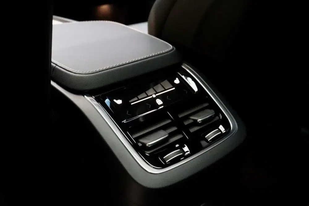 Volvo XC90 2.0 T8 Recharge AWD Ultimate uit 2022, foto 16
