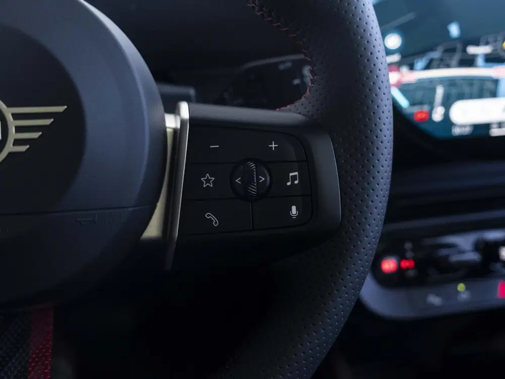 Mini Aceman E JCW John Cooper Works L-pakket 360 camer uit 2026, foto 17