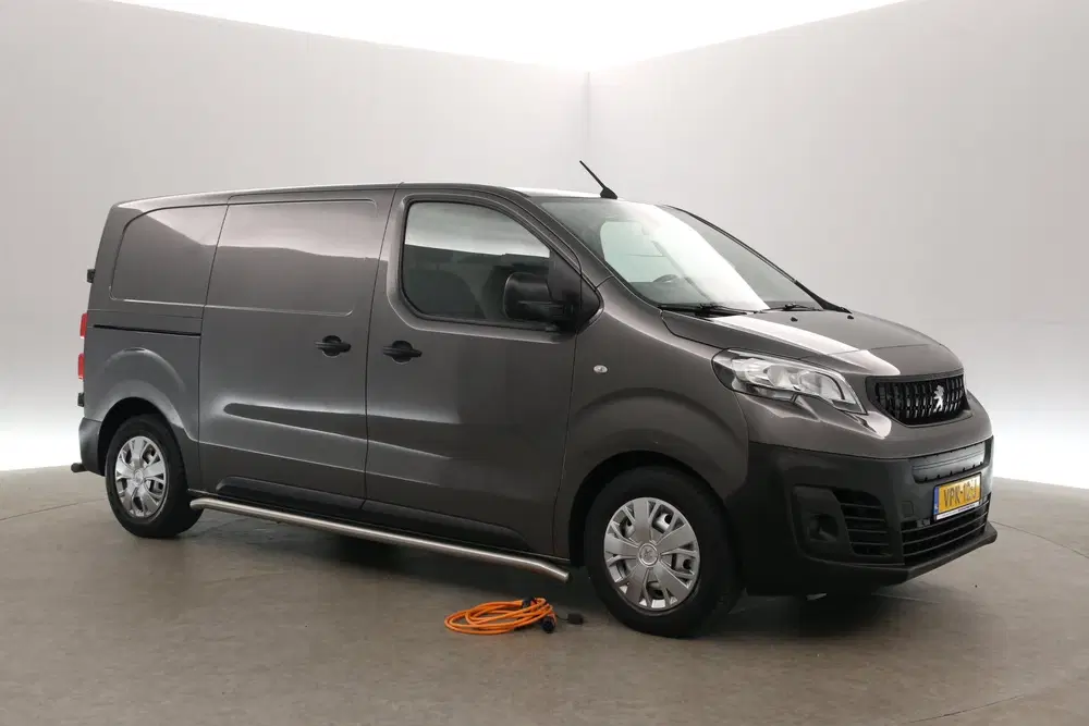 Peugeot Expert 75 kWh L2H1 uit 2022, foto 8