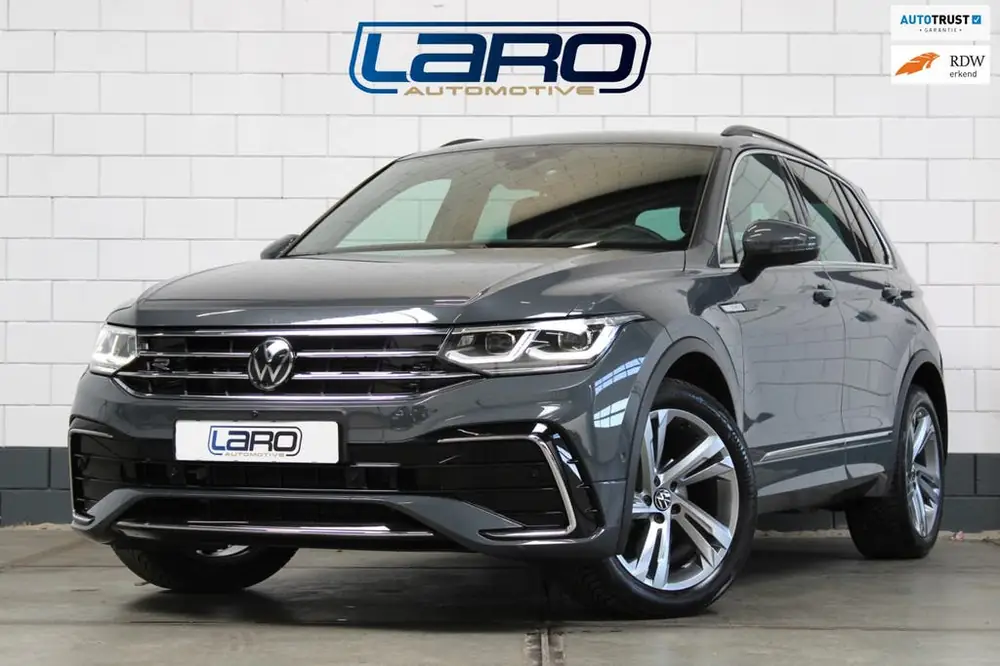 Volkswagen Tiguan 1.5 TSI R-Line | IQ.Lights 360 Cam HuD Sfe uit 2022