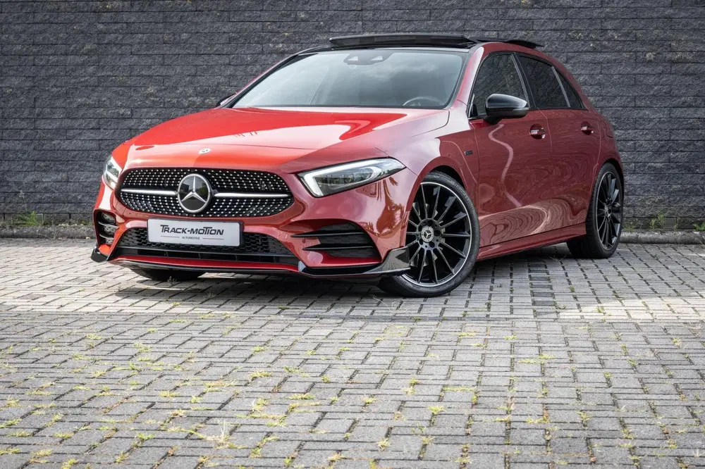 Mercedes-Benz A-Klasse 250 e Business Solution AMG Limited P uit 2020, foto 2
