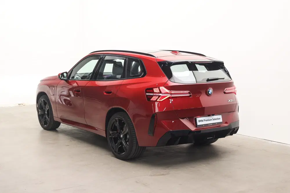 BMW X3 30e xDrive M Sport Automaat uit 2025, foto 2