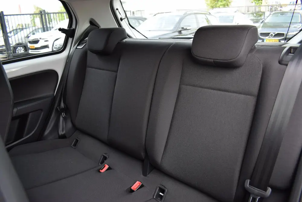 Volkswagen Up! 1.0 | 5 Deurs | Airco | DAB uit 2022, foto 6