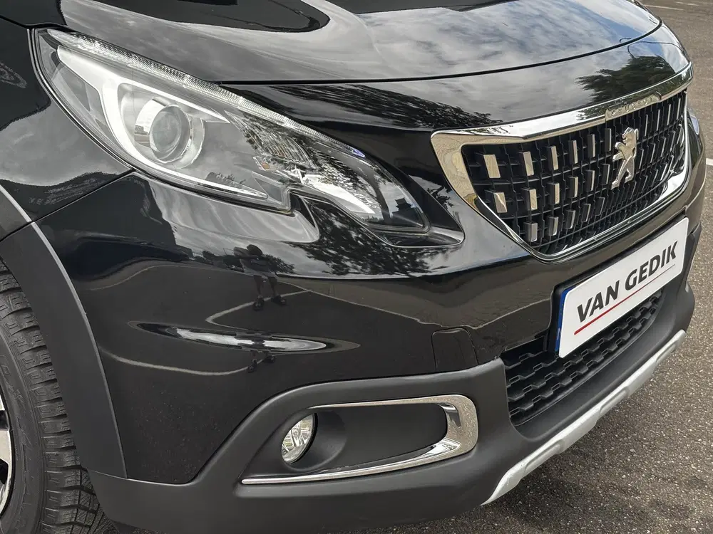 Peugeot 2008 1.2 PT GT-Line Navi Carplay Automaat PDC C uit 2019, foto 3