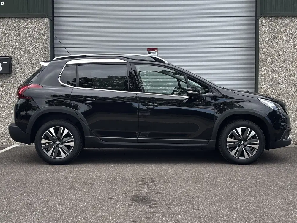 Peugeot 2008 1.2 PT GT-Line Navi Carplay Automaat PDC C uit 2019, foto 6