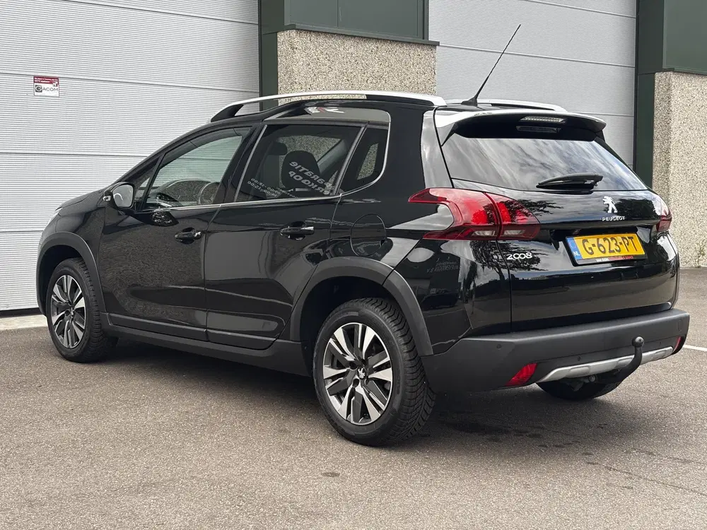 Peugeot 2008 1.2 PT GT-Line Navi Carplay Automaat PDC C uit 2019, foto 8