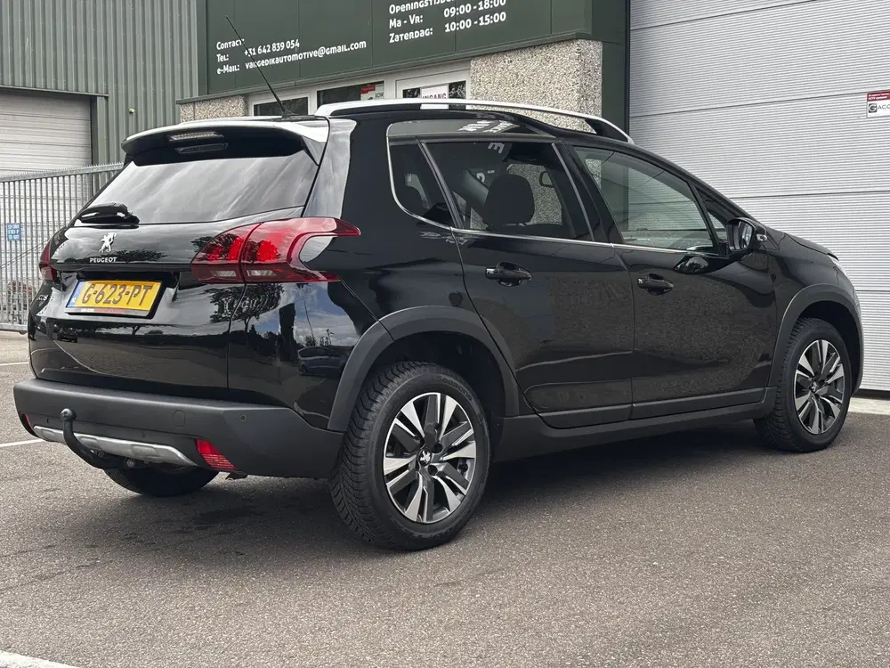 Peugeot 2008 1.2 PT GT-Line Navi Carplay Automaat PDC C uit 2019, foto 9