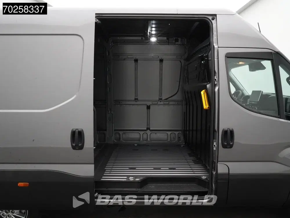 Iveco Daily BPM VRIJ 3.0L Automaat 210PK L2H2 2025-Mo uit 2024, foto 11