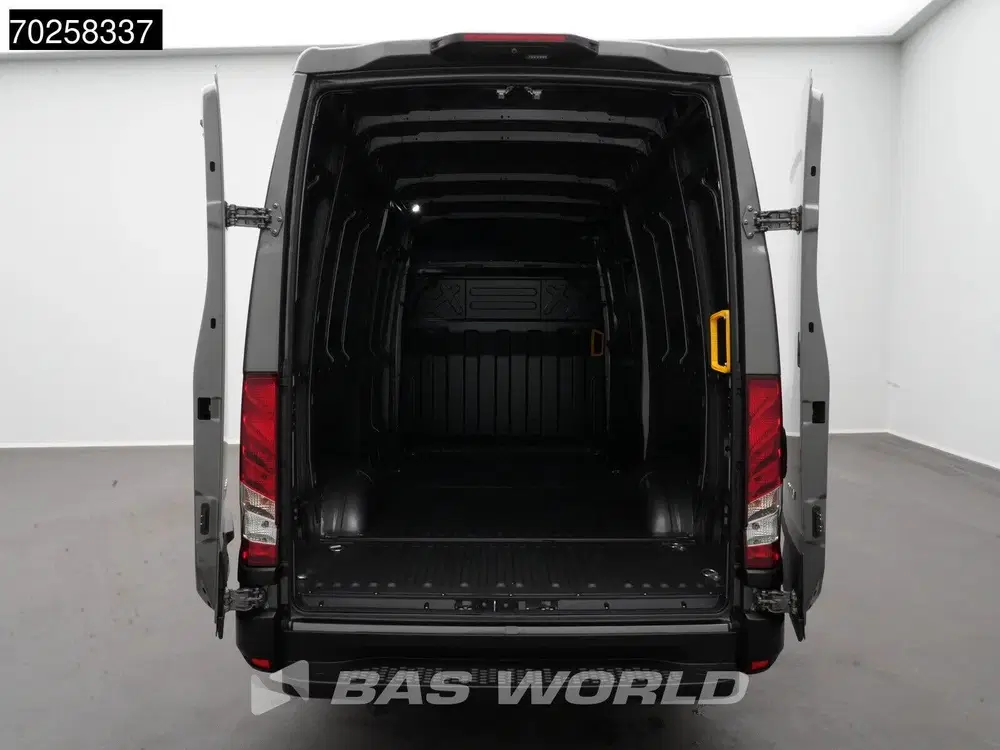 Iveco Daily BPM VRIJ 3.0L Automaat 210PK L2H2 2025-Mo uit 2024, foto 5