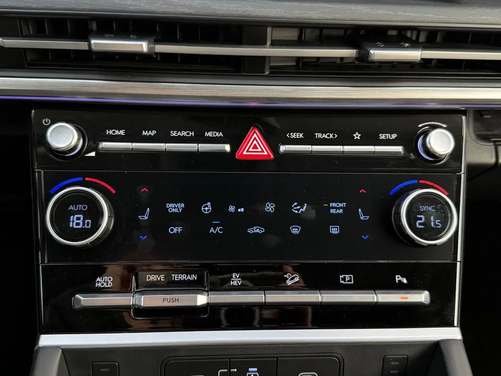 Hyundai SANTA FE 1.6 T-GDI PHEV Premium Plus 4WD 7p uit 2025, foto 18