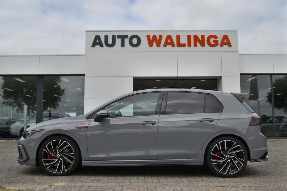 Volkswagen Golf 2.0 TSI GTI Panaoramdak | Virtual Cockpit | uit 2021, foto 2