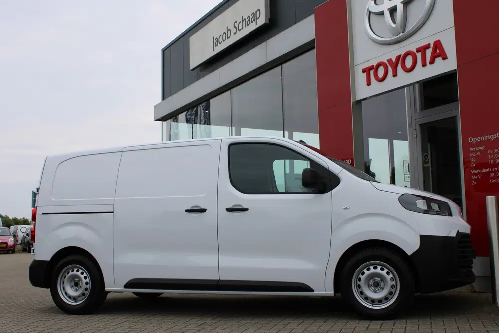 Toyota Proace Challenger Extra Range 75 kWh uit 2024, foto 3