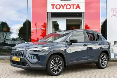 Toyota Corolla Cross Hybrid 180 Executive Automaat 180pk uit 2025