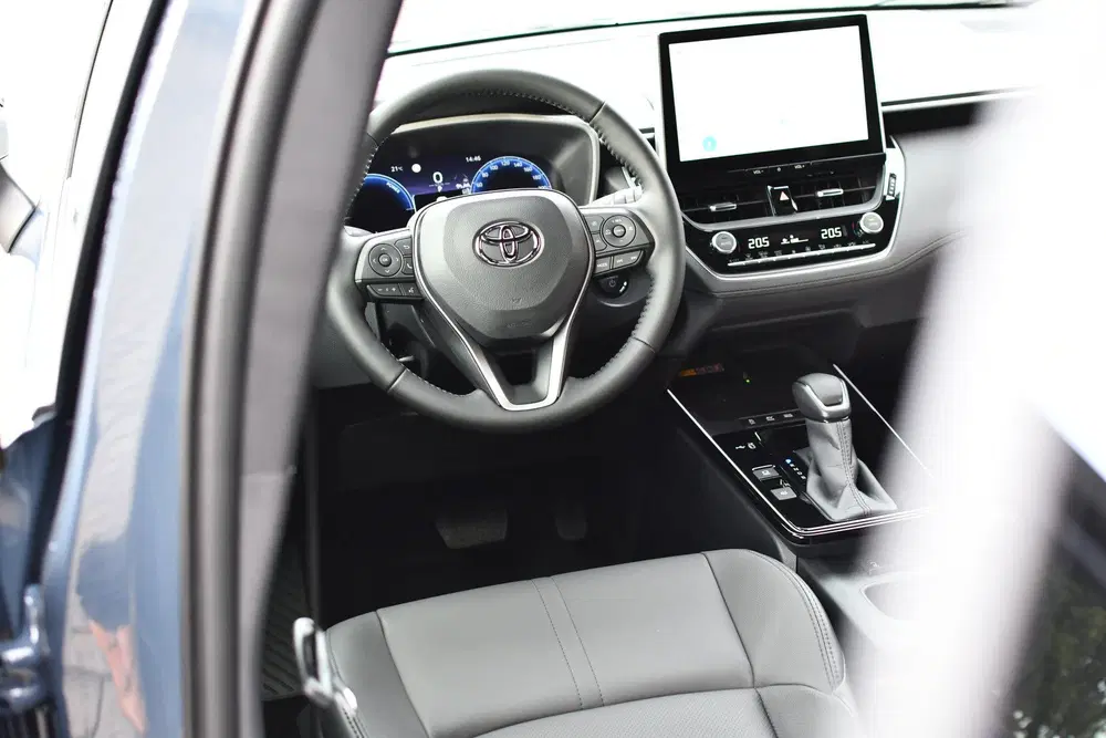 Toyota Corolla Cross Hybrid 180 Executive Automaat 180pk uit 2025, foto 2