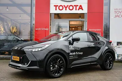 Toyota C-HR 2.0 Plug-in Hybrid 220 Black Edition Autom uit 2026
