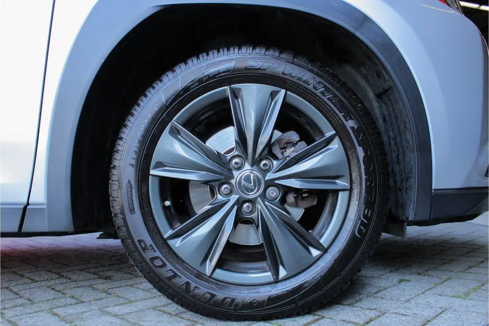 Lexus UX 250h Business Line |parkeersensoren|stoel/stuurverw uit 2019, foto 12