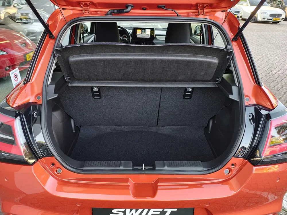 Suzuki Swift 1.2 COMFORT SMART HYBRID Direct Leverbaar uit 2026, foto 11