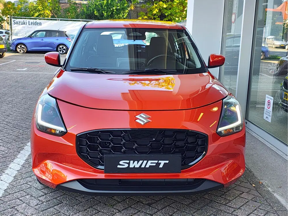 Suzuki Swift 1.2 COMFORT SMART HYBRID Direct Leverbaar uit 2026, foto 8