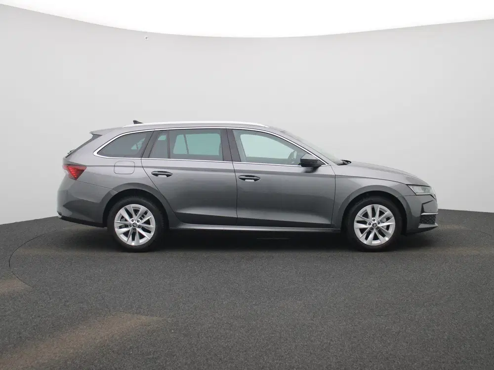Skoda Octavia 1.5 TSI MHEV Business Edition Plus uit 2025, foto 6