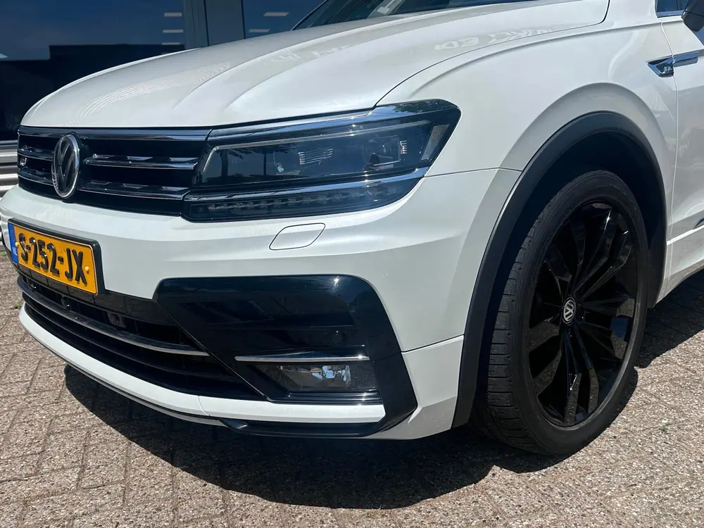 Volkswagen Tiguan 2.0 TSI 4Motion R-Line Highline / PANO / 3 uit 2020, foto 9